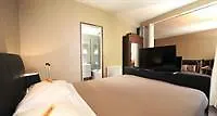 Country Loft Cannes 4 Personnes 0*,